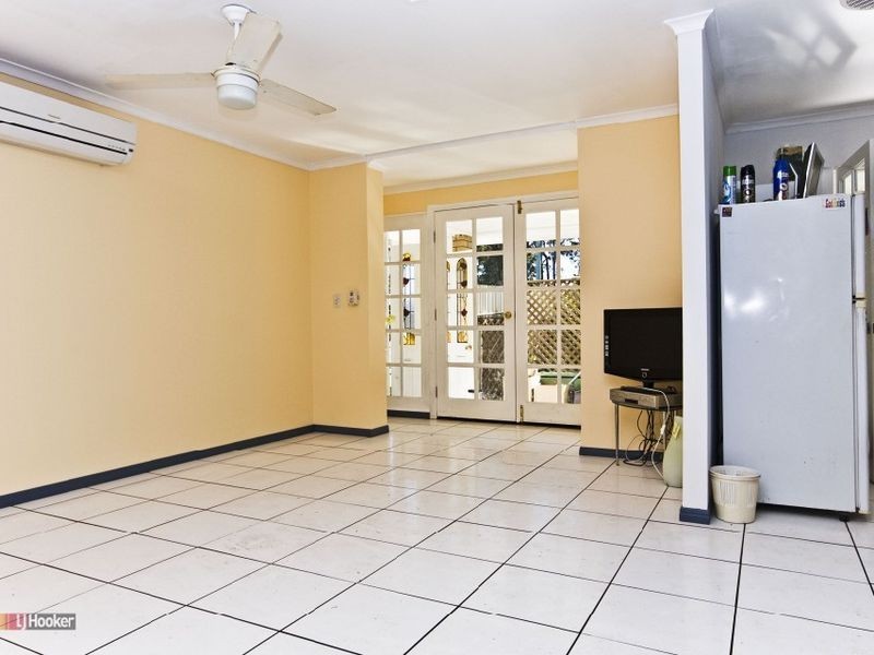 218 Middle Road, Boronia Heights QLD 4124