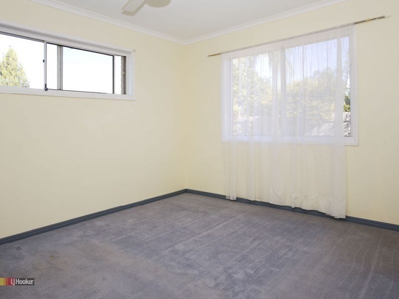 218 Middle Road, Boronia Heights QLD 4124