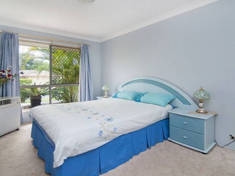 93 Federation Drive, Hillcrest QLD 4118