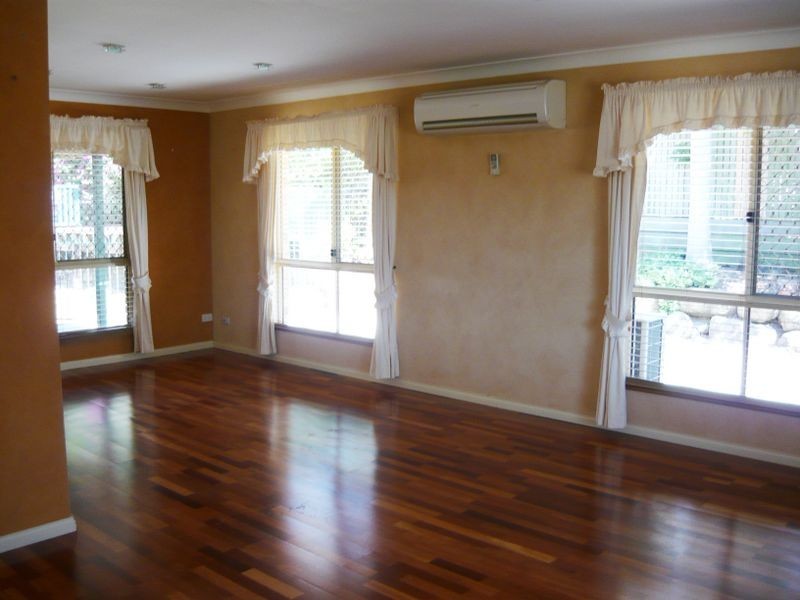 18 Frankenia Court,, Regents Park QLD 4118