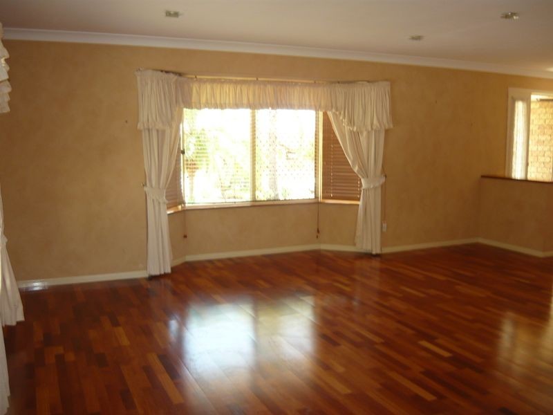 18 Frankenia Court,, Regents Park QLD 4118
