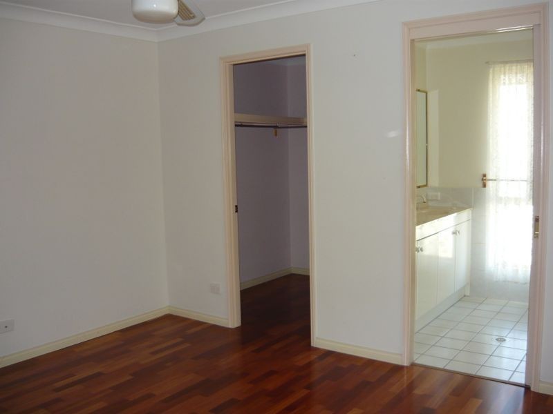 18 Frankenia Court,, Regents Park QLD 4118