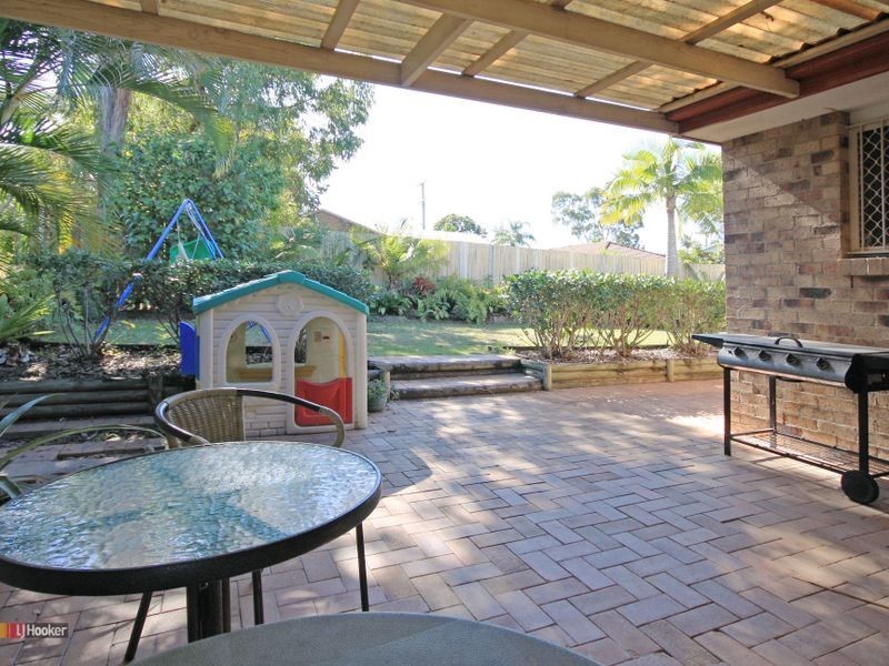 16 Barcrest Court, Crestmead QLD 4132