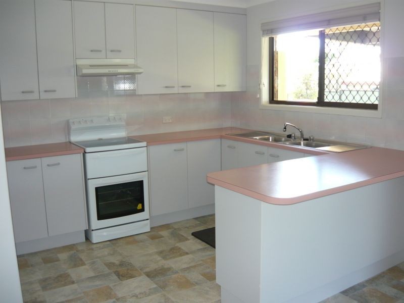 25 Newburn Street, Hillcrest QLD 4118