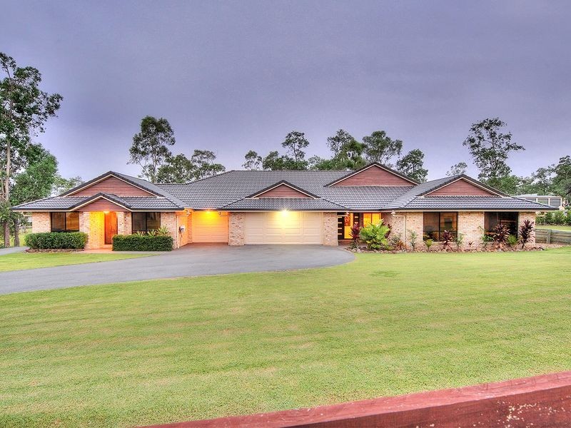 63 Border Crescent, New Beith QLD 4124