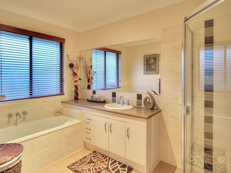 63 Border Crescent, New Beith QLD 4124