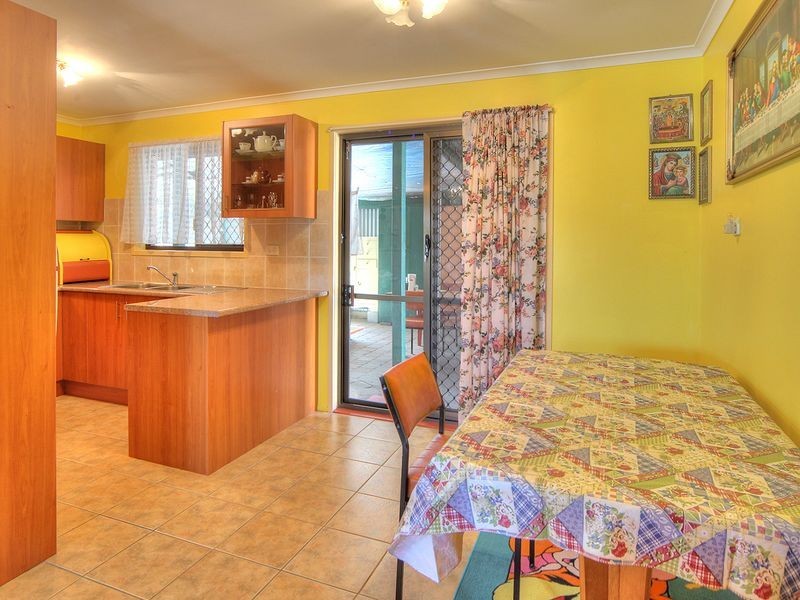 5 Dunbar Street, Browns Plains QLD 4118