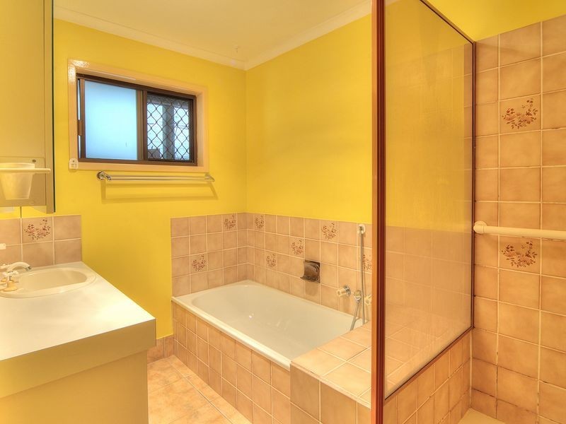 5 Dunbar Street, Browns Plains QLD 4118