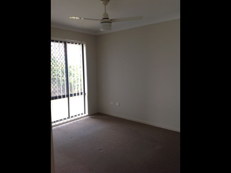 15 Ashmore Close, Marsden QLD 4132