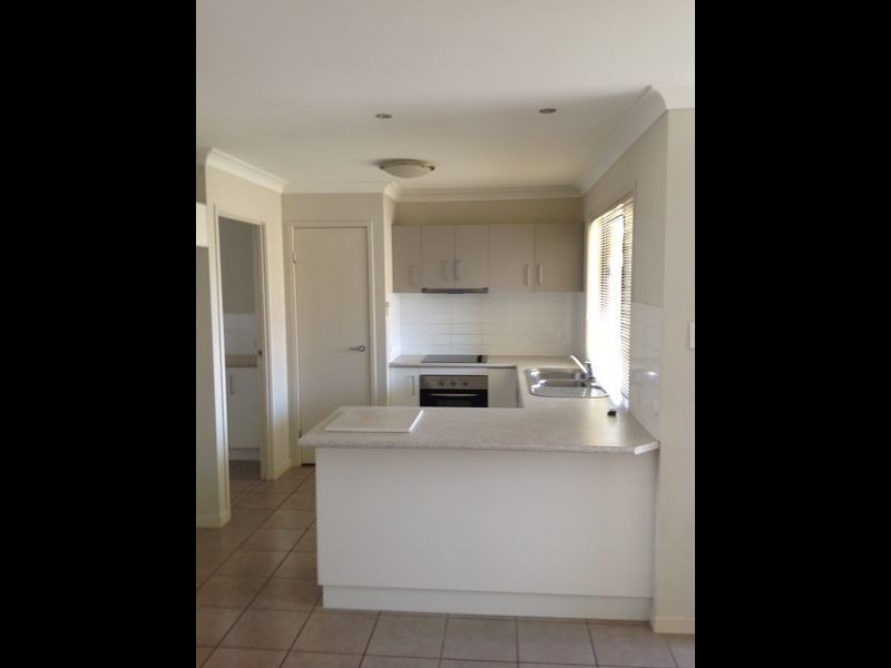 15 Ashmore Close, Marsden QLD 4132
