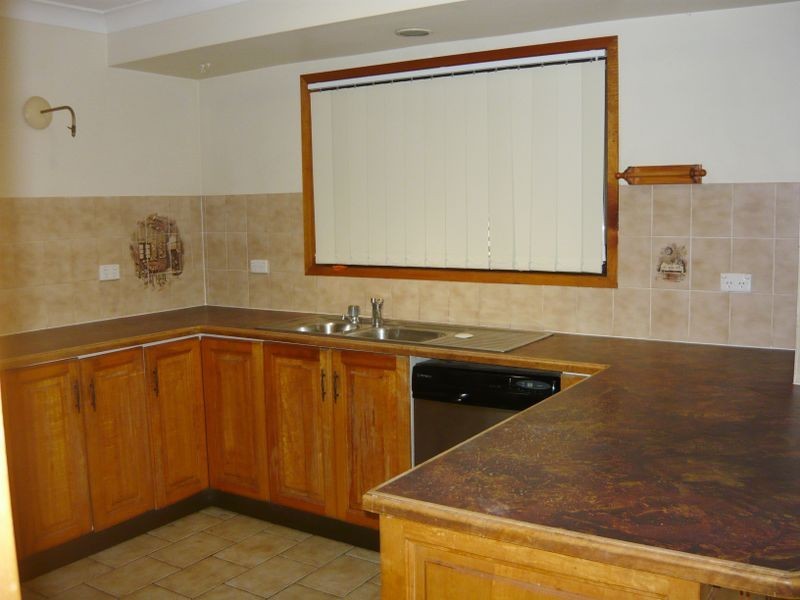 137 Andrew Road, Park Ridge QLD 4125