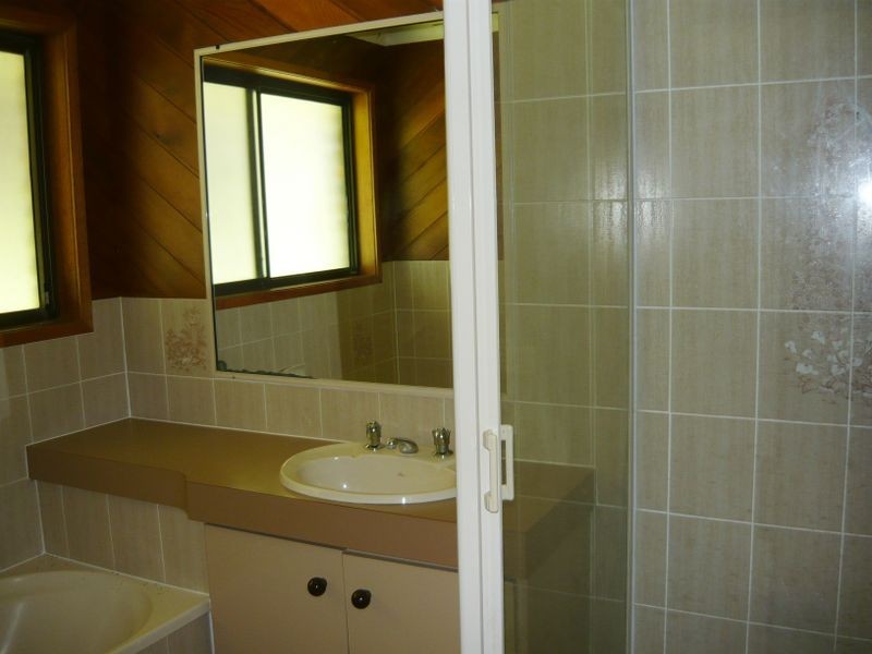 137 Andrew Road, Park Ridge QLD 4125