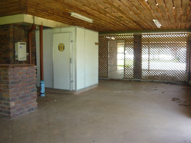 137 Andrew Road, Park Ridge QLD 4125