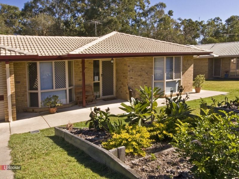 27 Bushland Drive, Regents Park QLD 4118