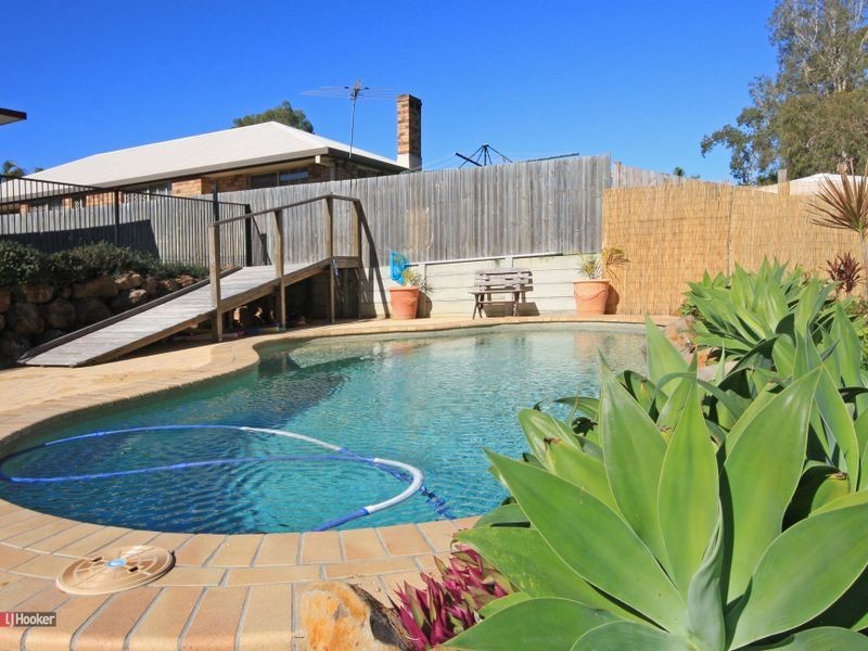 27 Bushland Drive, Regents Park QLD 4118