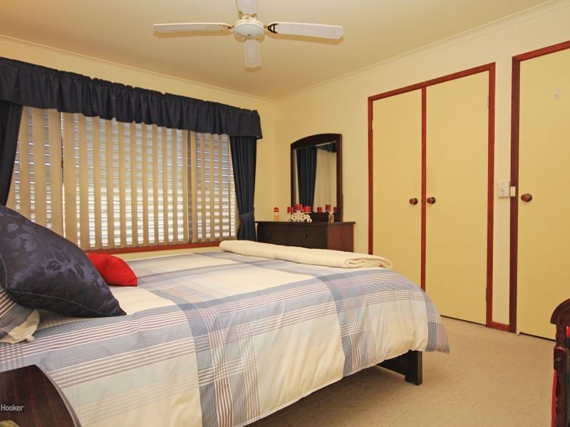 10 Arbour Way, Regents Park QLD 4118