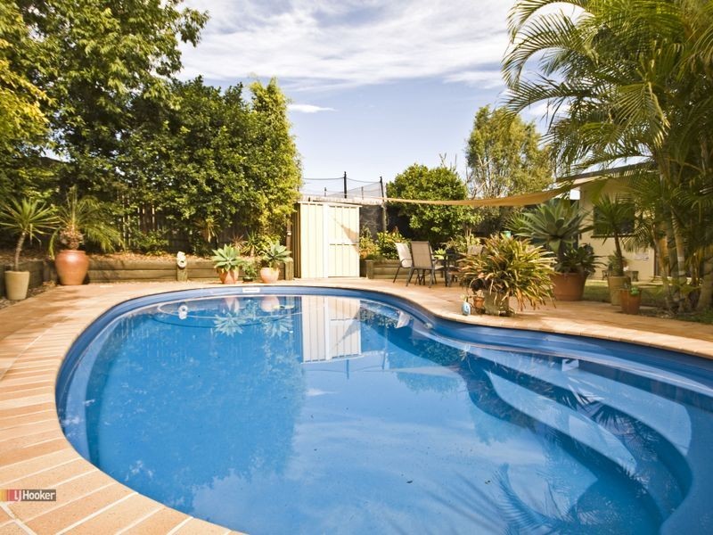 4 Cinear Court, Regents Park QLD 4118