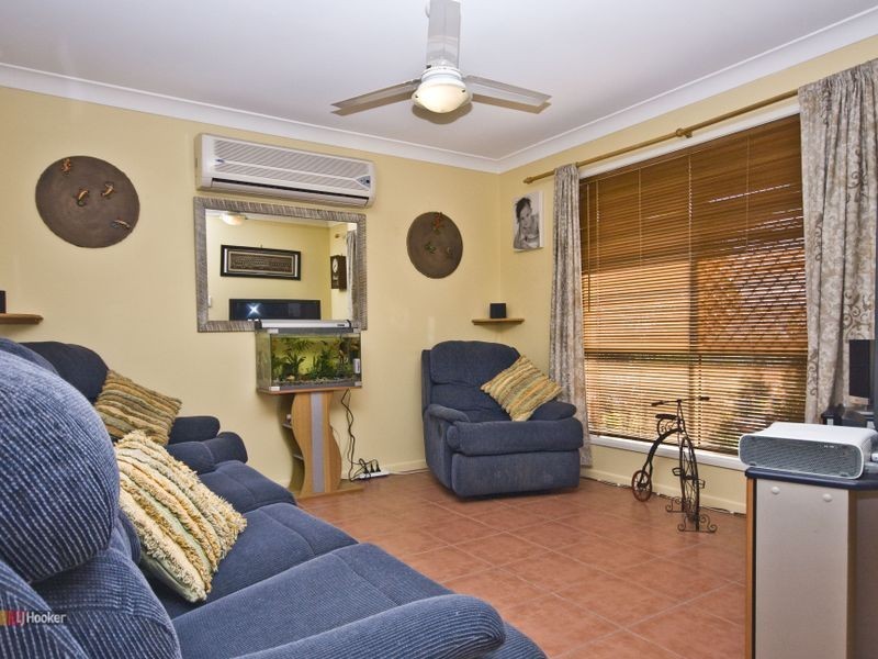 4 Cinear Court, Regents Park QLD 4118