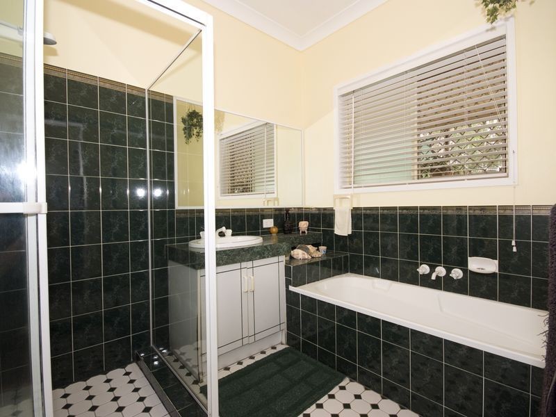 1640 Chambers Flat Road, Chambers Flat QLD 4133