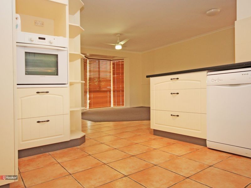 14 Forestgum Grove, Regents Park QLD 4118