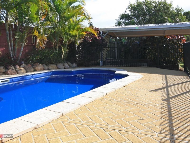 14 Forestgum Grove, Regents Park QLD 4118