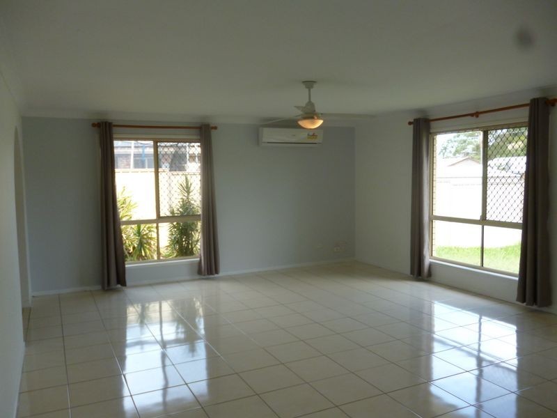 10 Downing Street, Browns Plains QLD 4118