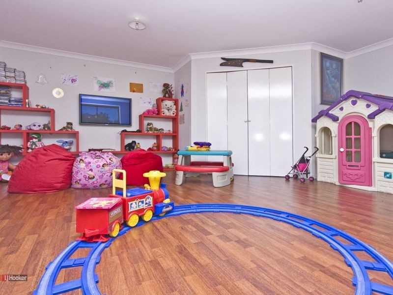 37 Jamboree Close, Greenbank QLD 4124