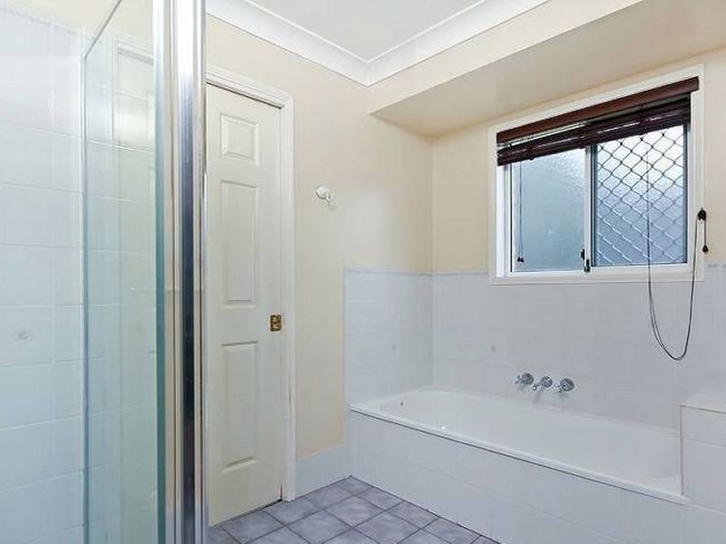 5 Parkside Drive, Crestmead QLD 4132