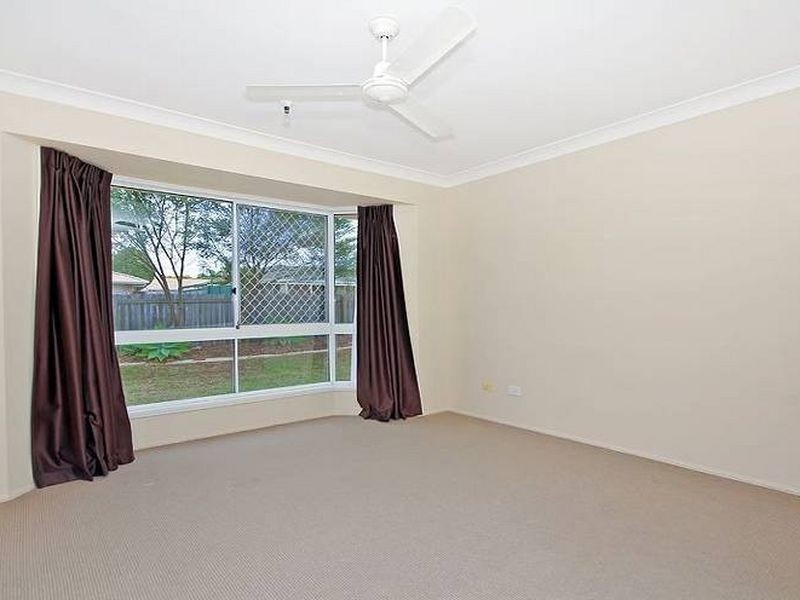 5 Parkside Drive, Crestmead QLD 4132