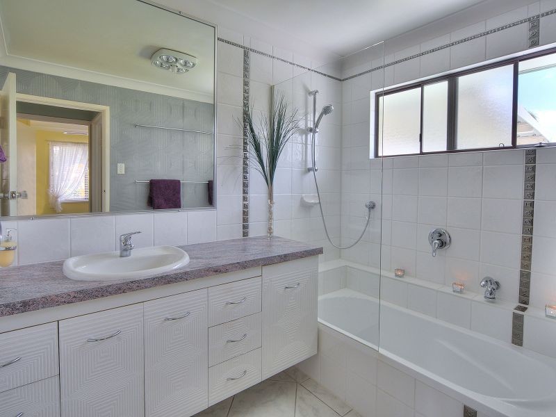 1 Mack Court, Boronia Heights QLD 4124