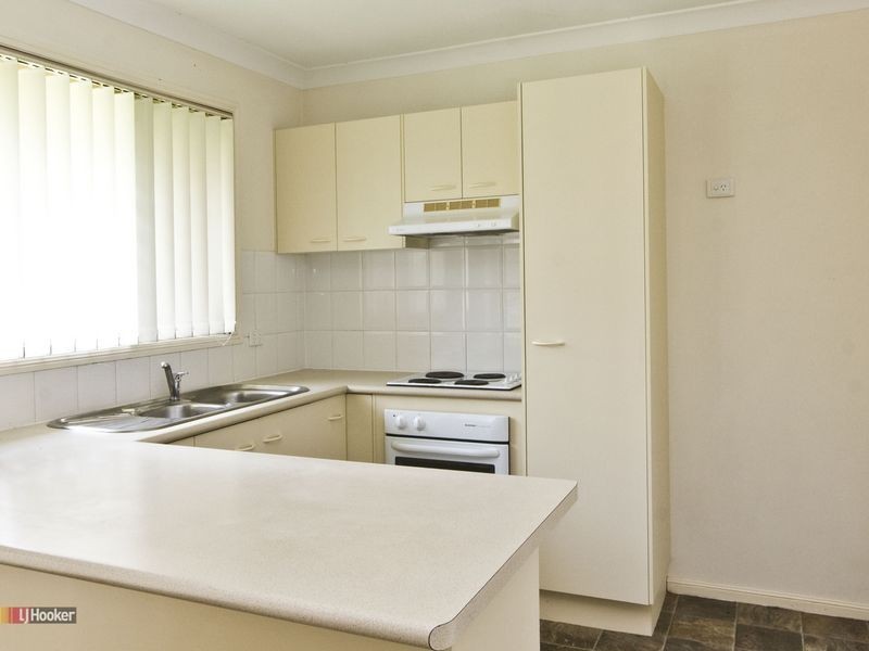17 Benjamina Circuit, Regents Park QLD 4118
