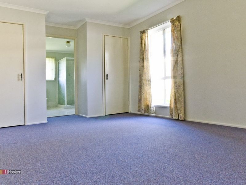 96 Haig Road, Loganlea QLD 4131