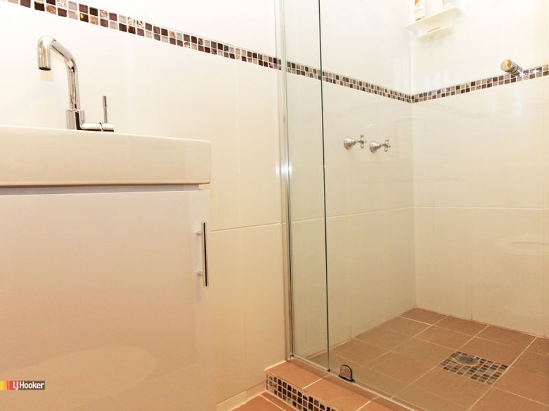 23 Dryade Street, Regents Park QLD 4118
