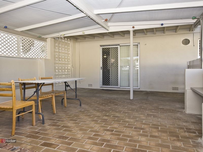 23 Dryade Street, Regents Park QLD 4118