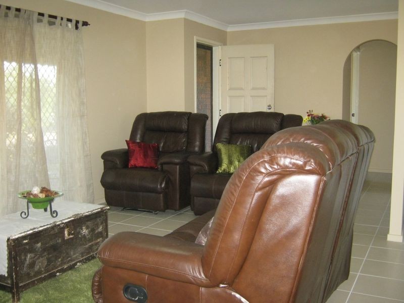 6 Owens Street, Boronia Heights QLD 4124