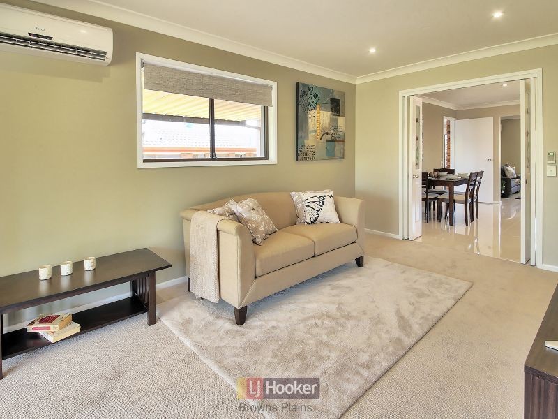 5 Topham Court, Hillcrest QLD 4118