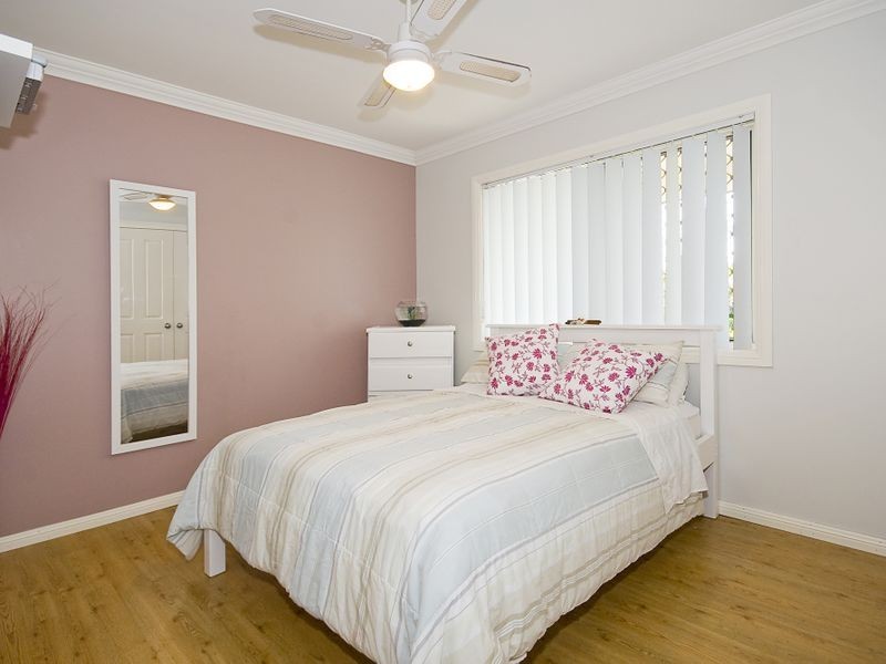 6 Matson Avenue, Regents Park QLD 4118
