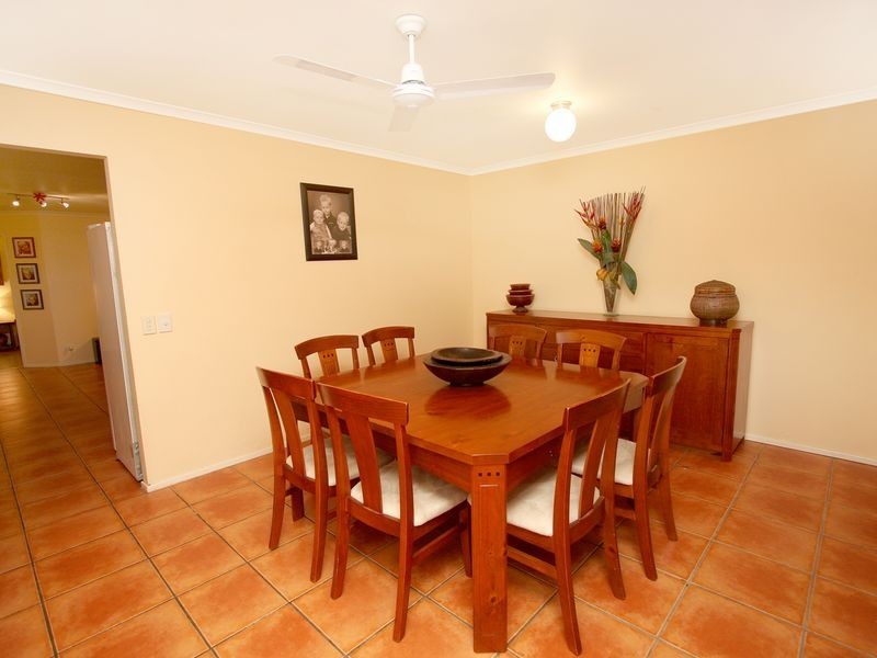 18 Diamantina Street, Hillcrest QLD 4118