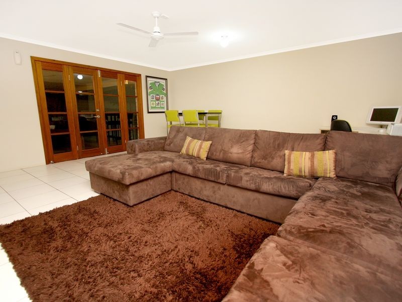 18 Diamantina Street, Hillcrest QLD 4118
