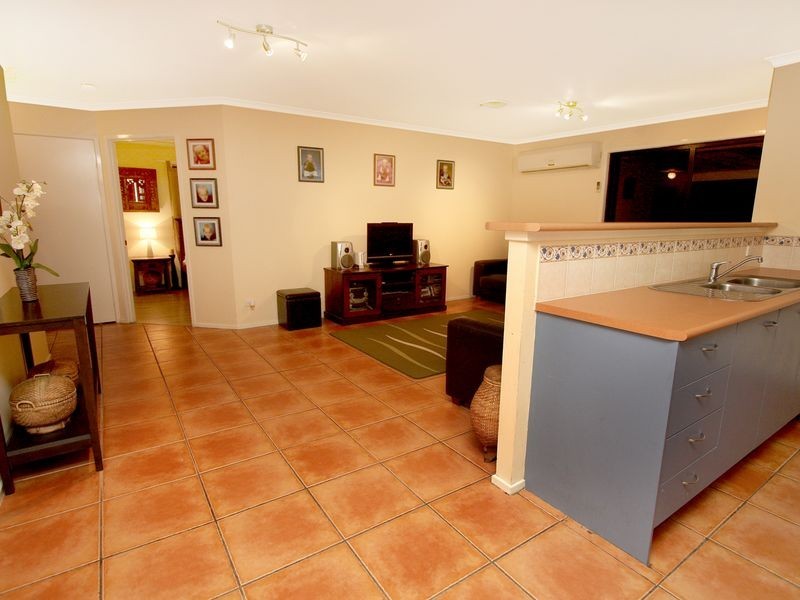 18 Diamantina Street, Hillcrest QLD 4118