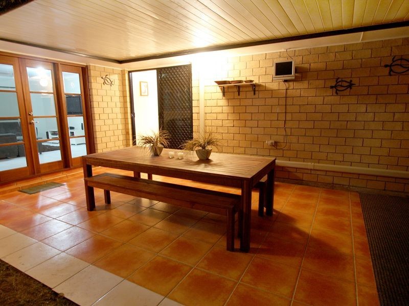 18 Diamantina Street, Hillcrest QLD 4118