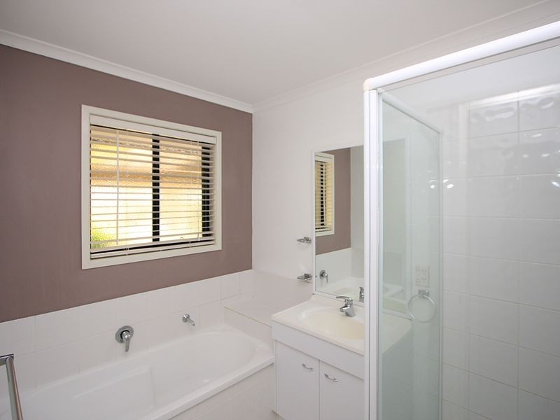 172 Huntingdale Drive, Greenbank QLD 4124