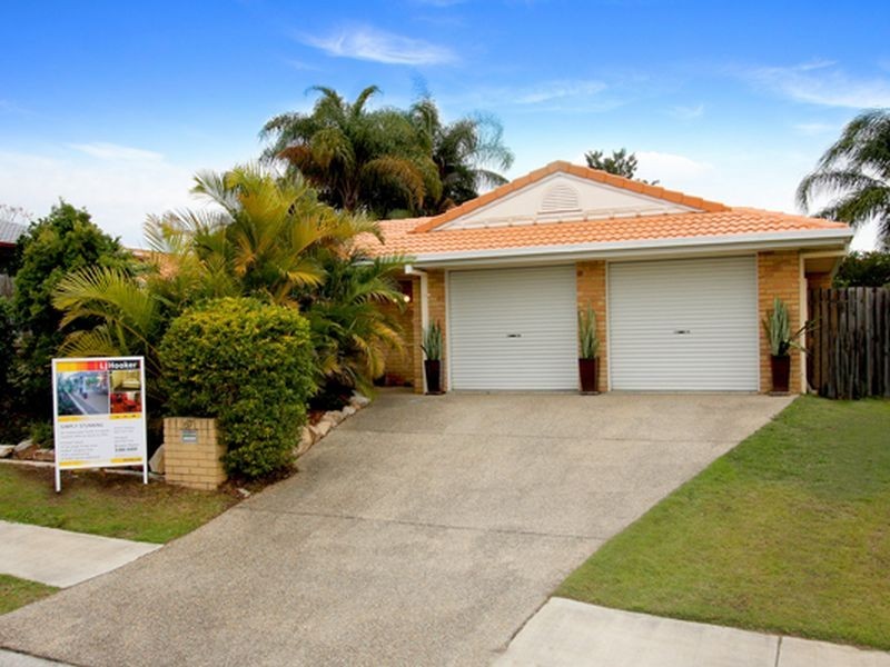67 Bushland Drive, Regents Park QLD 4118