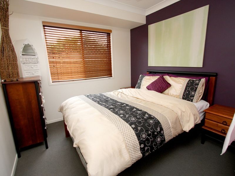 67 Bushland Drive, Regents Park QLD 4118