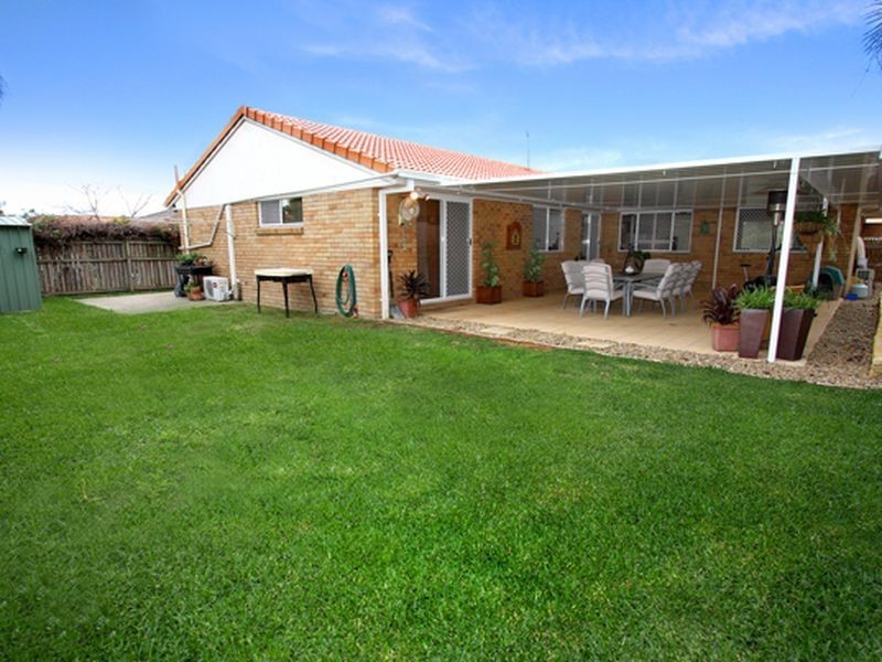 67 Bushland Drive, Regents Park QLD 4118