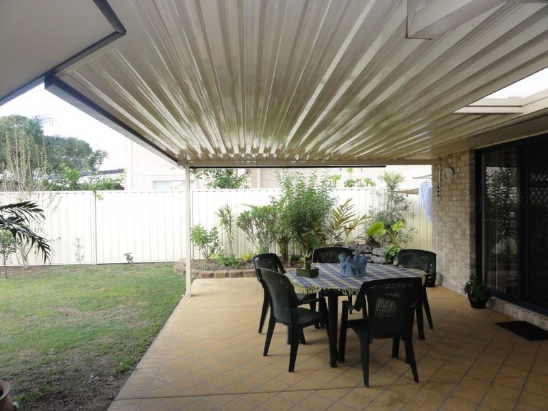 20 Cornell Close, Regents Park QLD 4118