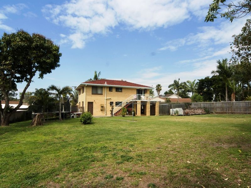 7 Paringa Court, Hillcrest QLD 4118