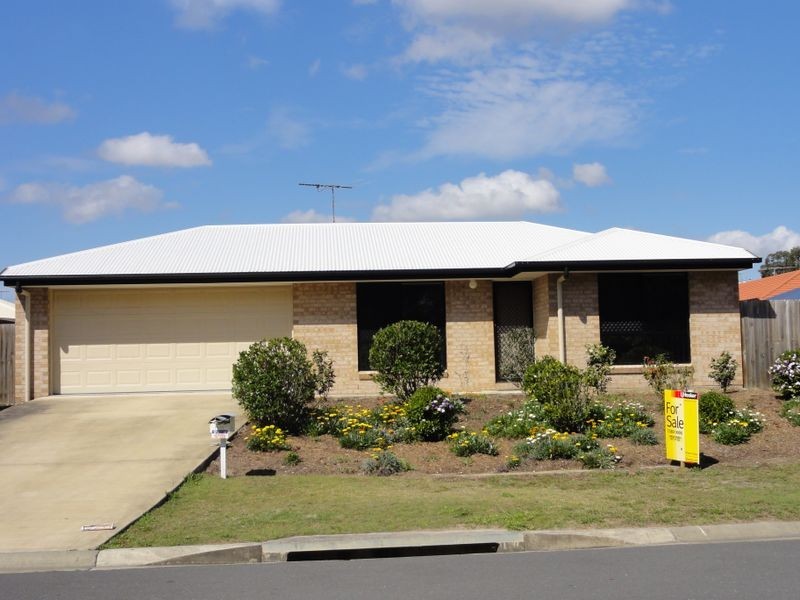 38 Pidgeon Boulevard, Crestmead QLD 4132