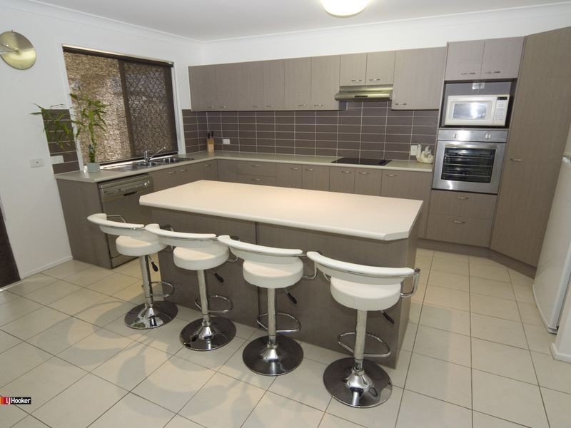 7 Weir Close, Berrinba QLD 4117