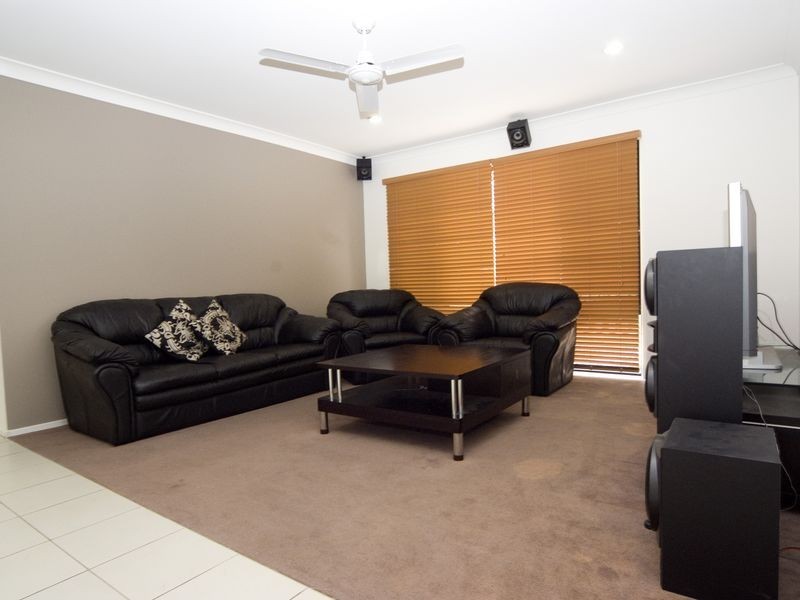 7 Weir Close, Berrinba QLD 4117